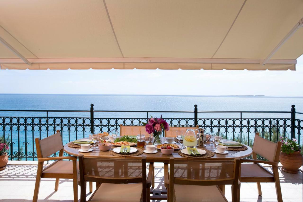 Avra Private Suites Lassi  Exterior foto