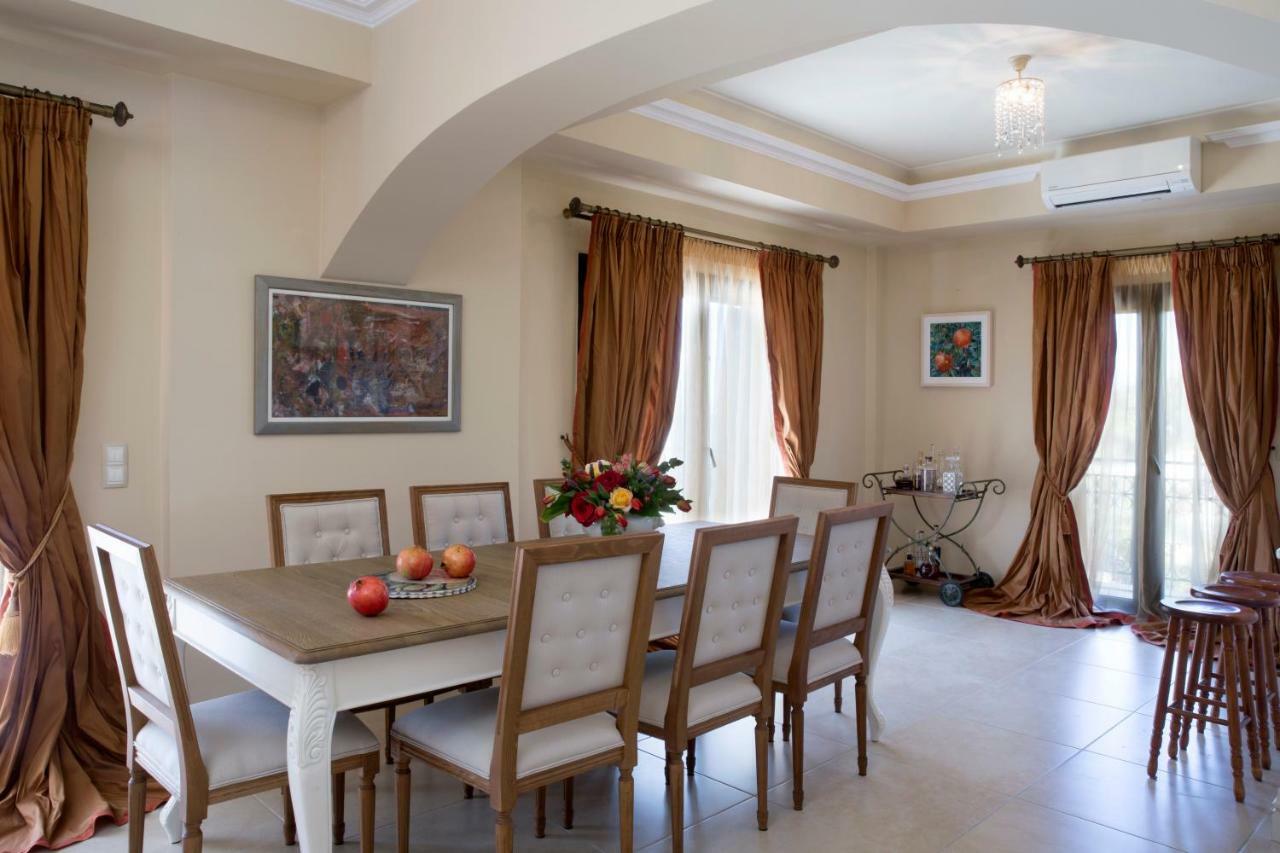 Avra Private Suites Lassi  Exterior foto