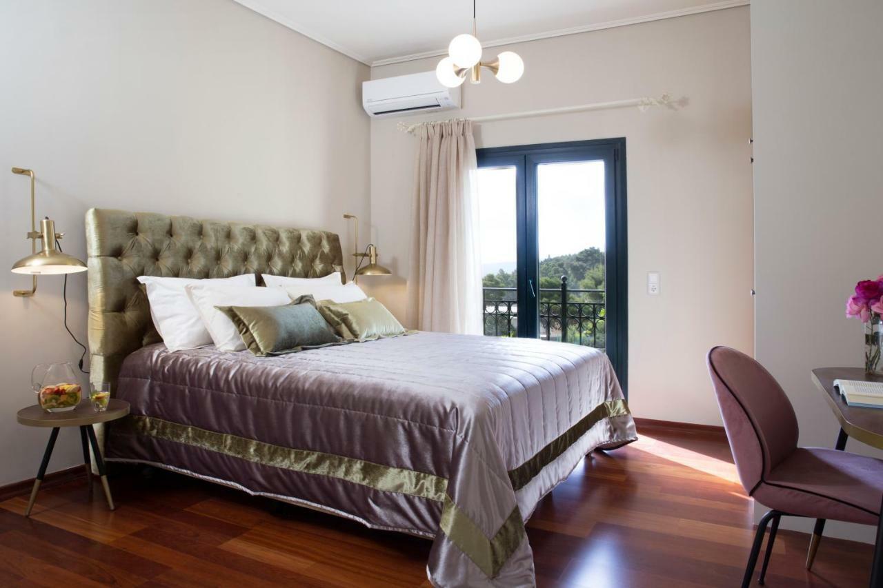 Avra Private Suites Lassi  Exterior foto